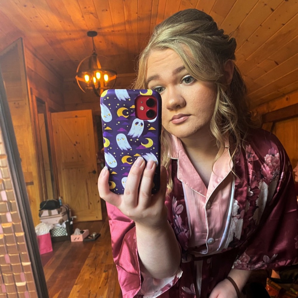 Meet your Posher, Carissa